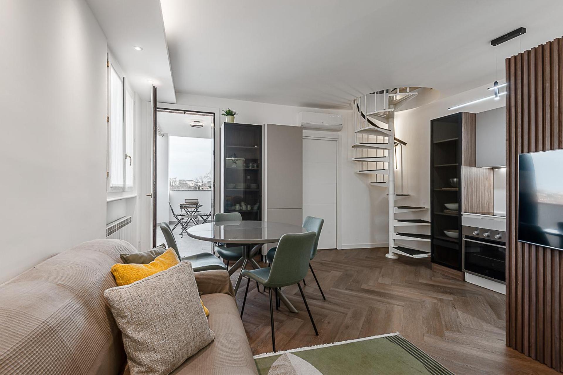 Stayeasy Argelati40 - Penthouse With 2 Bedrooms, 2 Bathrooms And Terrace - Navigli Милан Экстерьер фото