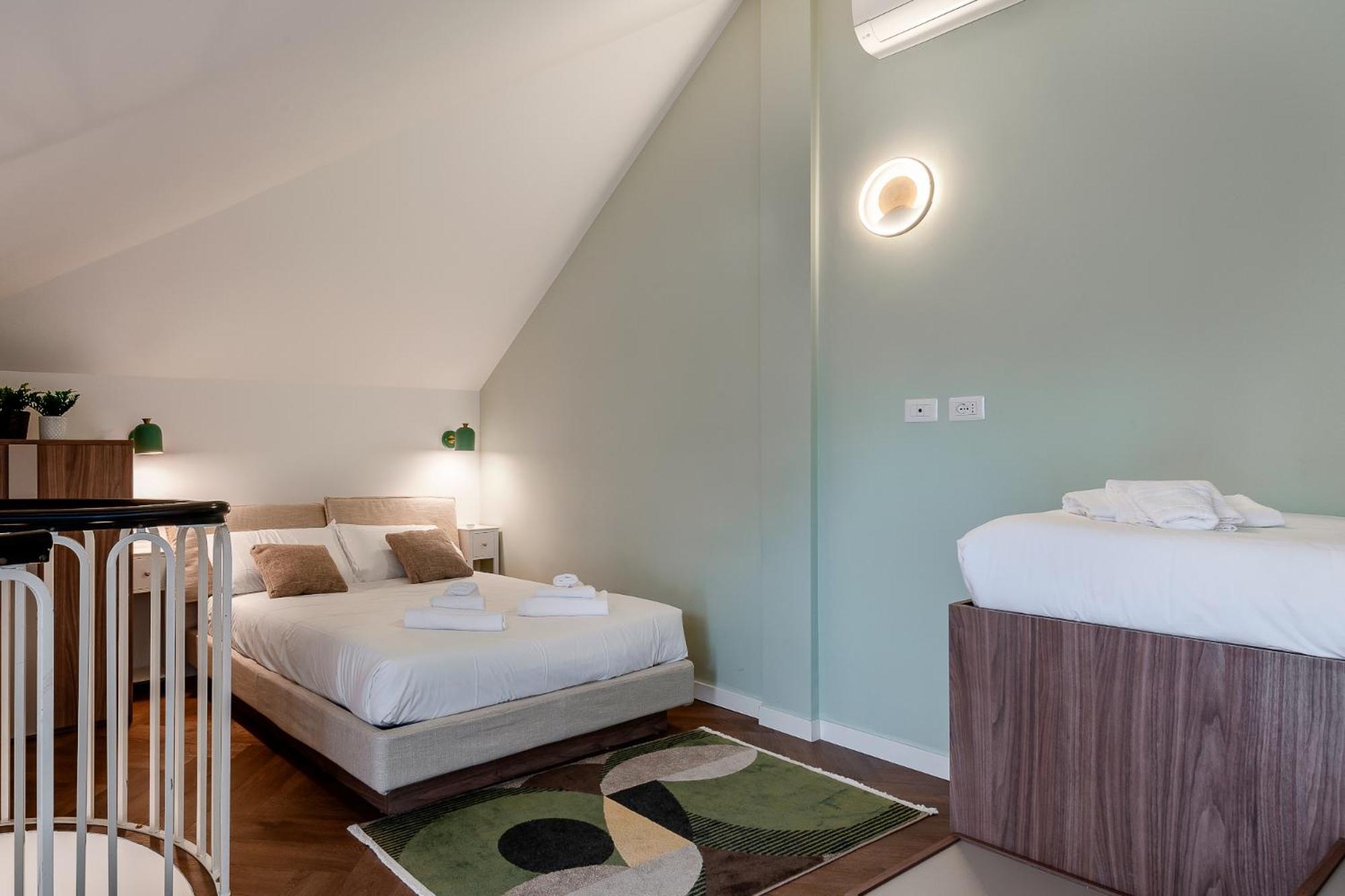 Stayeasy Argelati40 - Penthouse With 2 Bedrooms, 2 Bathrooms And Terrace - Navigli Милан Экстерьер фото